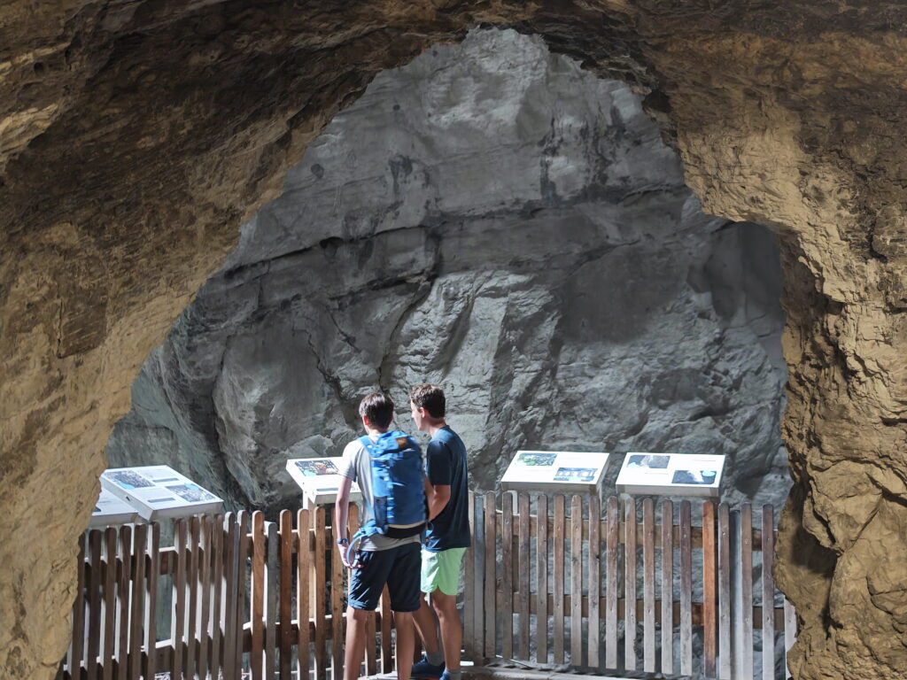 Aussichtspunkt in der Quellschlucht der Taminaschlucht